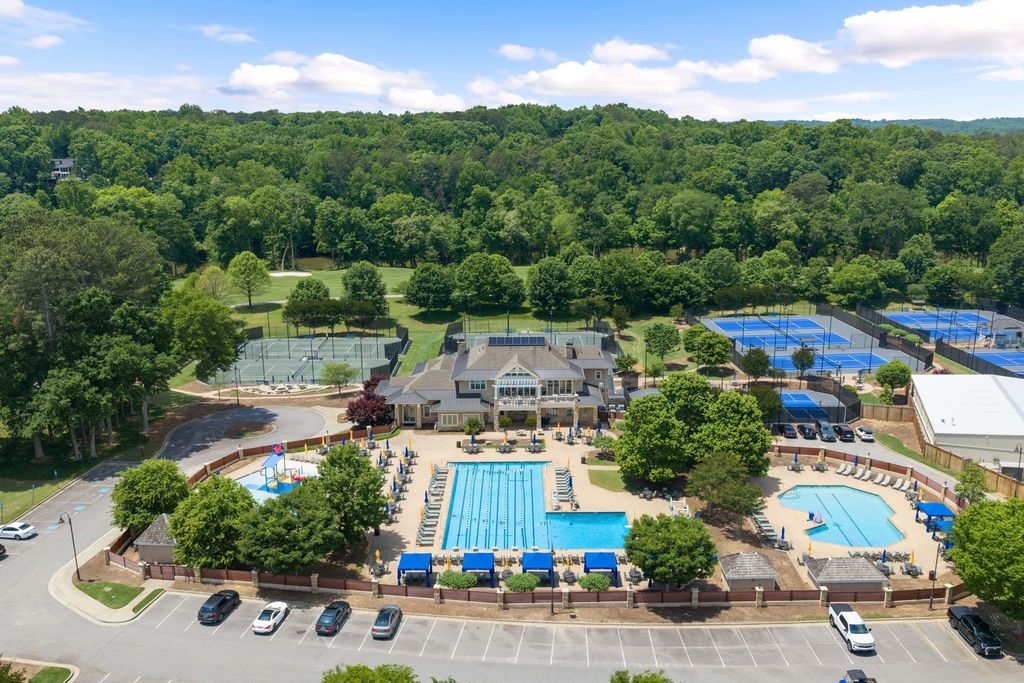 homes for sale near golf courses, top selling Atlanta listing agent