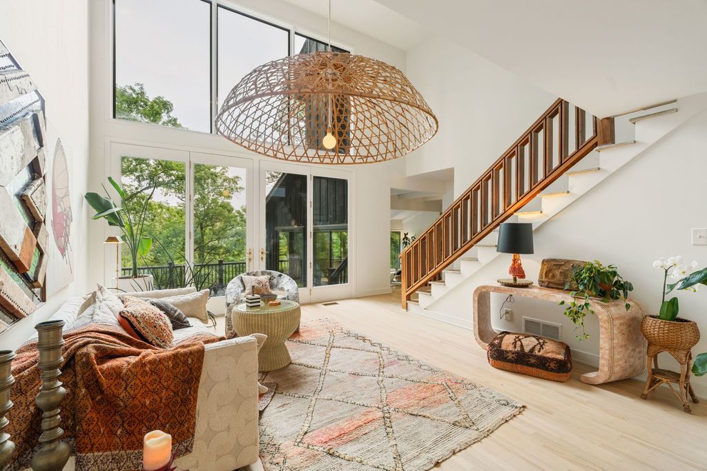 #midcenturymodernatlanta, top selling listing agent in Atlanta, unique homes for sale in metro Atlata