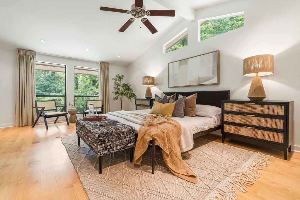 #midcenturymodern, #atlantamidcenturyhomes, #midcenturymodernatlanta, top selling Atlanta listing agent,  best realtor for unique homes, find the best real estate agent near me