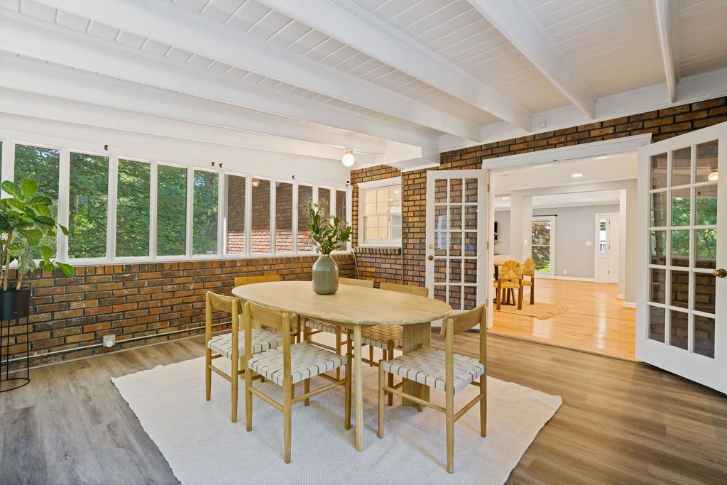 top selling Atlanta listing agent, best Atlanta realtor, homes for sale in Tucker, find the best Atlanta real estate agent near meunroom