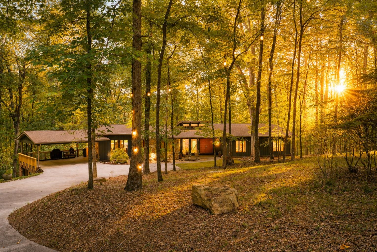 #midcenturymodernatlanta, #atlantaMidCenturymodern, best metro Atlanta realtor for unique homes, mid-century homes in Kennesaw