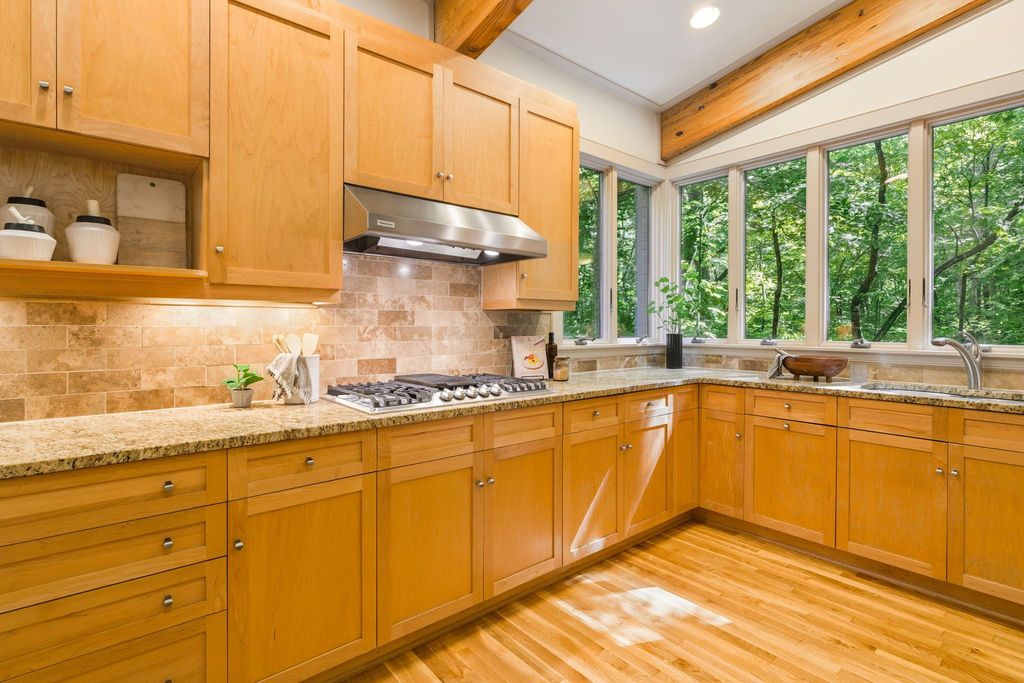 #contemporaryhomes, #uniquehomes, homes for sale in Mableton, Contemporary homes for sale in Mableton, Top selling Atlanta Listing agent, best realtor for unique homes, #coolestAtlantahomes