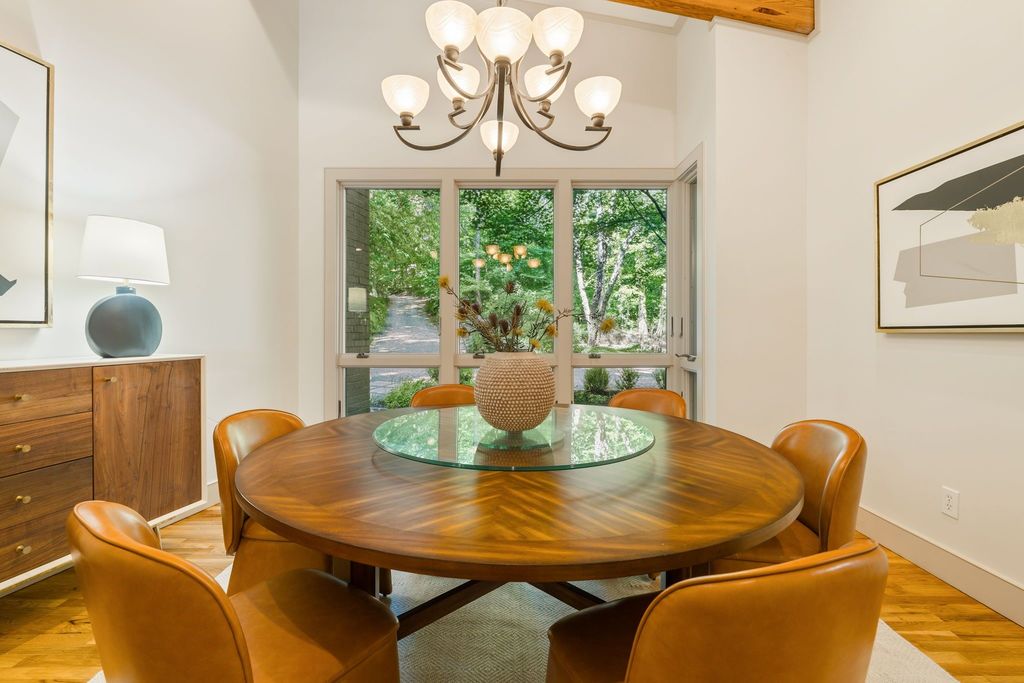#contemppratyhomes, homes for sale in Mableton, contemporary homes for sale in Mableton, #uniquehomes, best realtor for unique homes