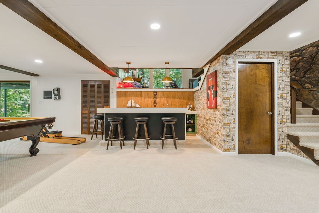 #midcenturymodernatlanta, #atlantaMidCenturymodern, best metro Atlanta realtor for unique homes, mid-century homes in Kennesaw