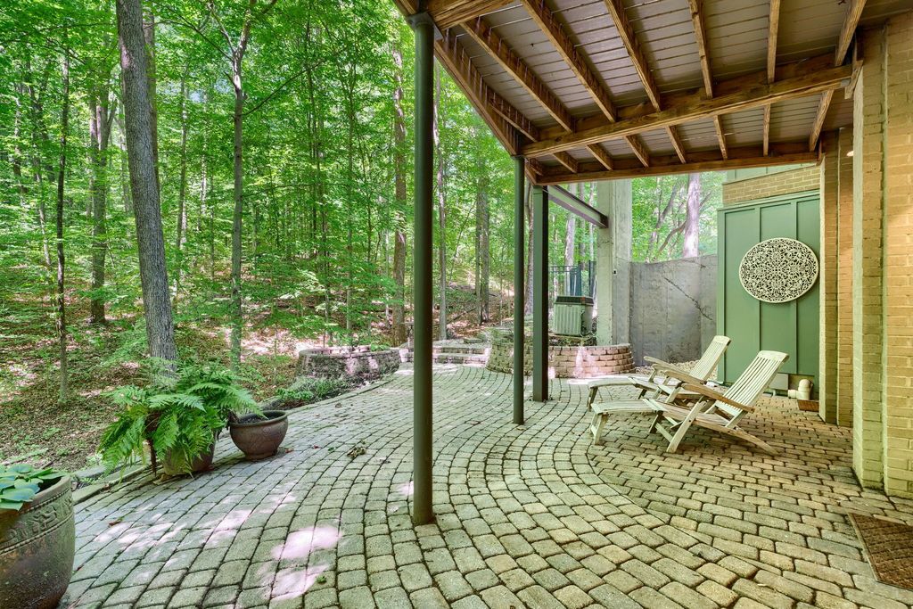 #contemppratyhomes, homes for sale in Mableton, contemporary homes for sale in Mableton, #uniquehomes, best realtor for unique homes