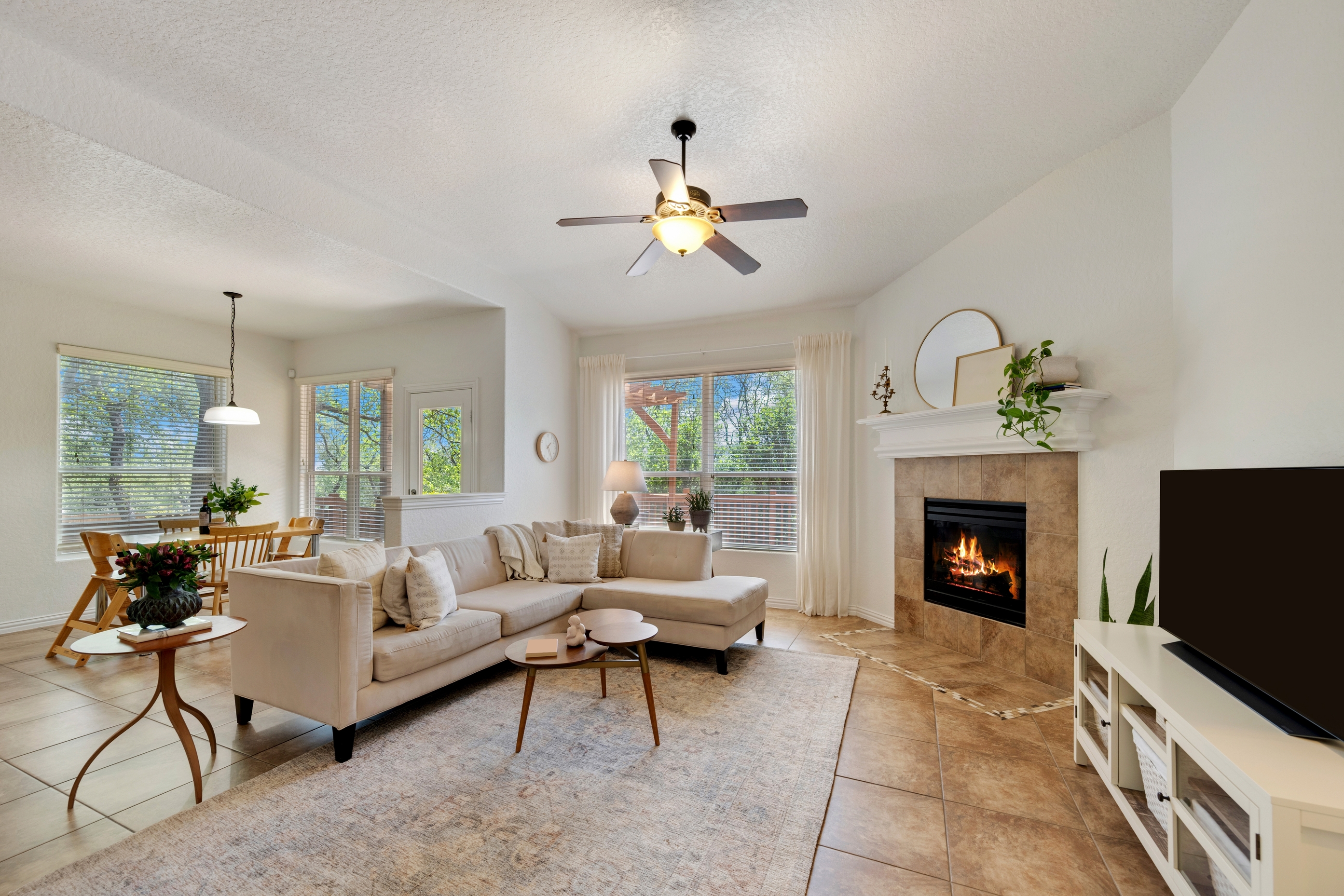 Dallas,,Texas,-,May,3rd,2023:,A,Home,Living,Room