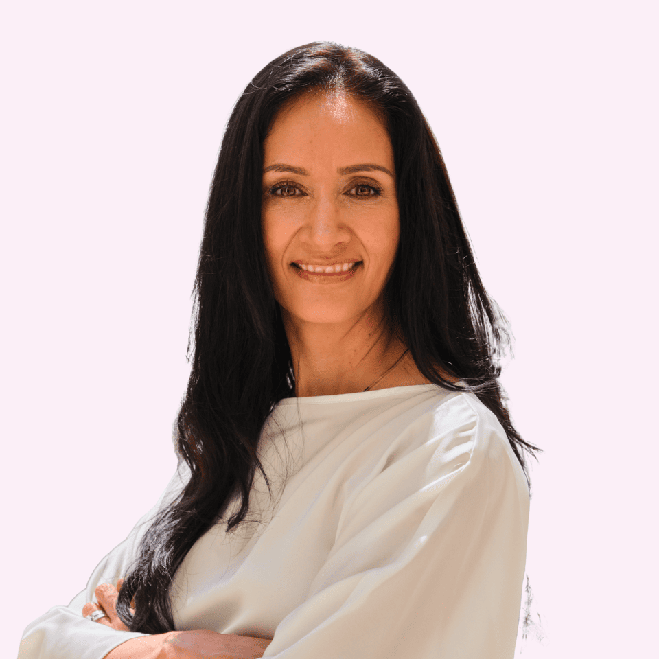 Copy of HOMESCENE Headshots profile signature 2025 (4)