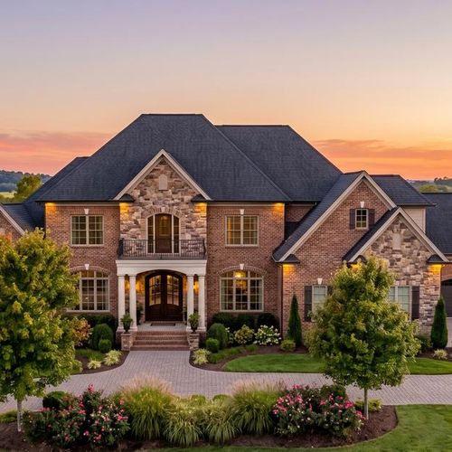 Gallatin TN Luxury Homes vs. Brentwood and Franklin: What $800,000 Gets You in Each Market