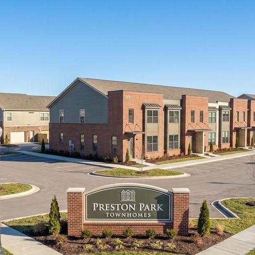 Preston Park Gallatin TN | Townhomes Near Downtown from $280K: HOA, Garages, and What You Actually Get (2026)