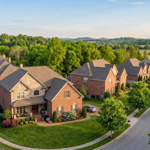 Why Hendersonville Resale Homes Are Selling Faster Than You Think | $499,900 Median | 2026