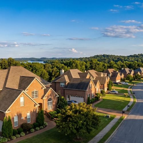 River Chase Hendersonville TN | No-HOA All-Brick Homes in the Station Camp Zone | $525K Median (2026)