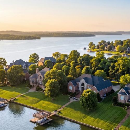 Old Hickory Lake Waterfront Gallatin TN | $1.18M Median
