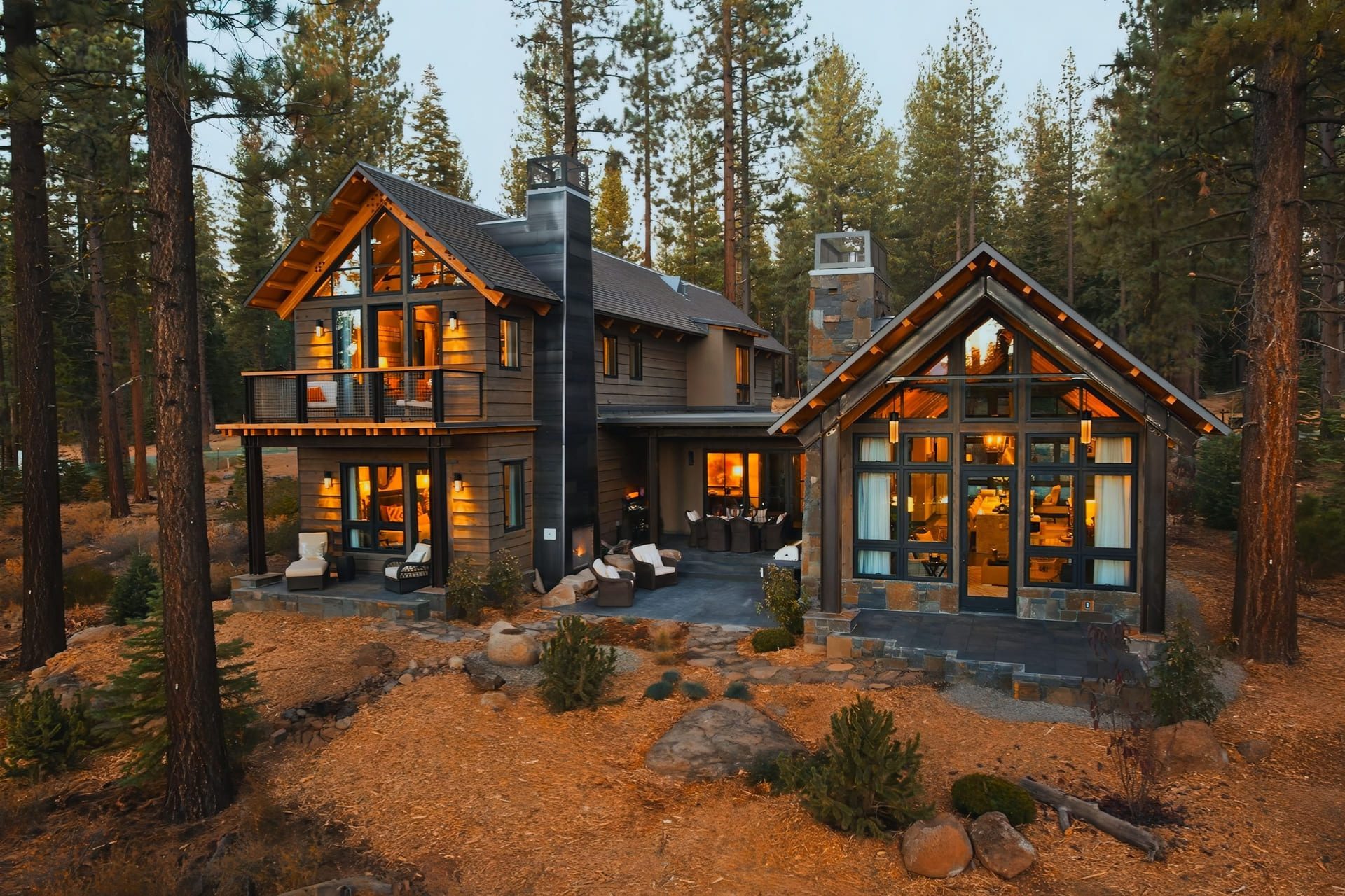 Embrace the Wild Beauty Rustic Mountain Home in a Lush Forest
