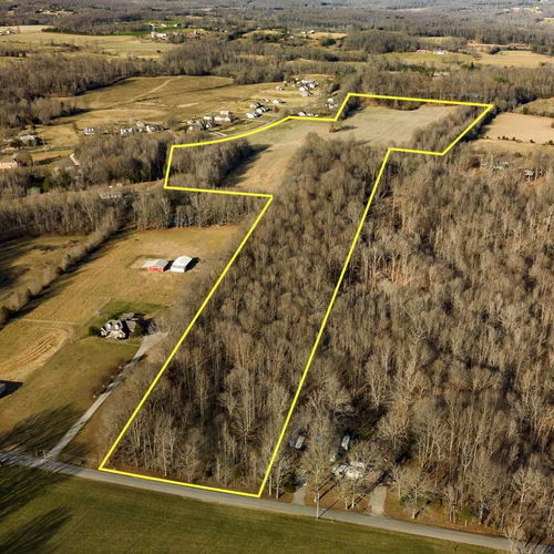 Discover the Potential of 366 Parker Rd: Your Next Big Opportunity in Portland, TN