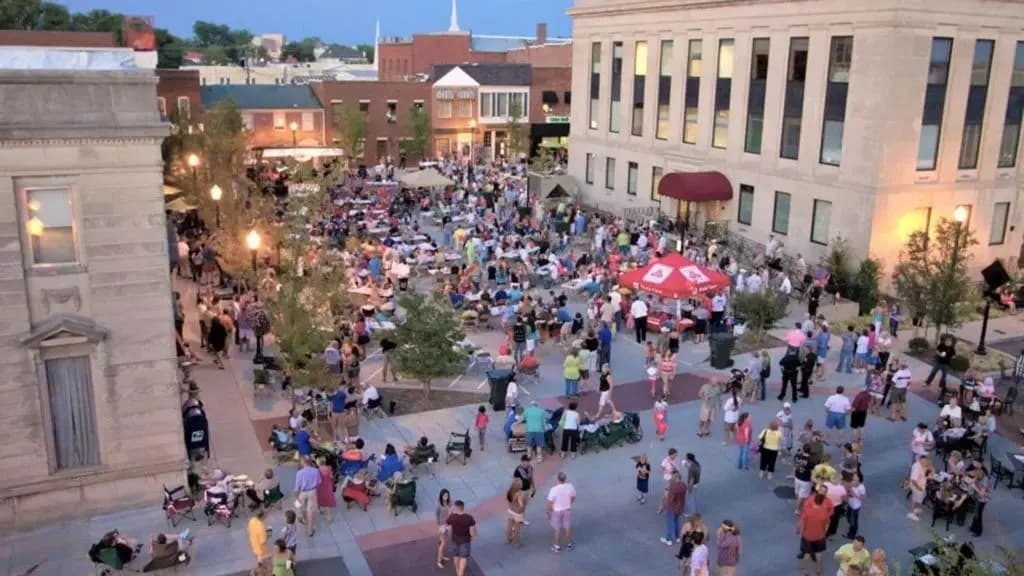 w1040_2025916_57306647022e414a-jpeg