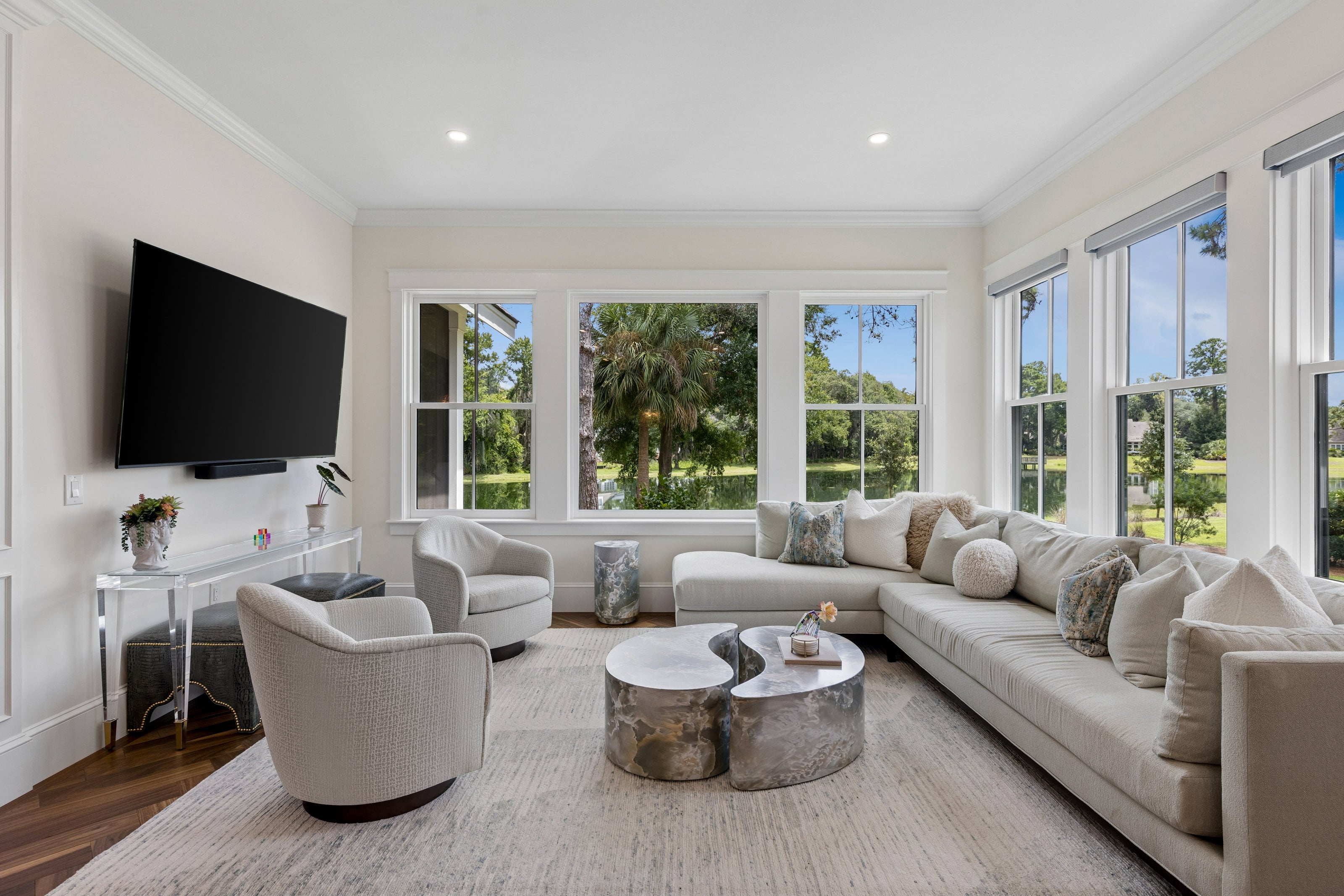 57 Inverness Drive photo 10