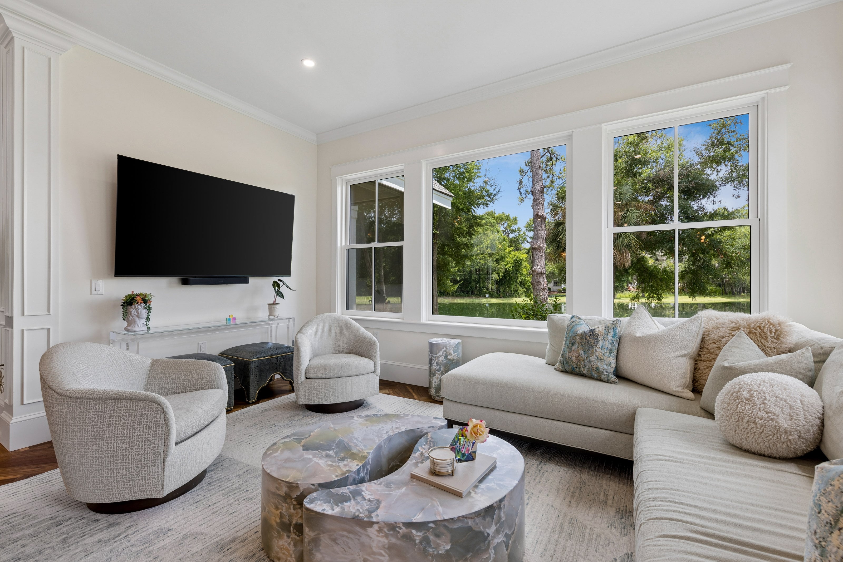 57 Inverness Drive photo 11