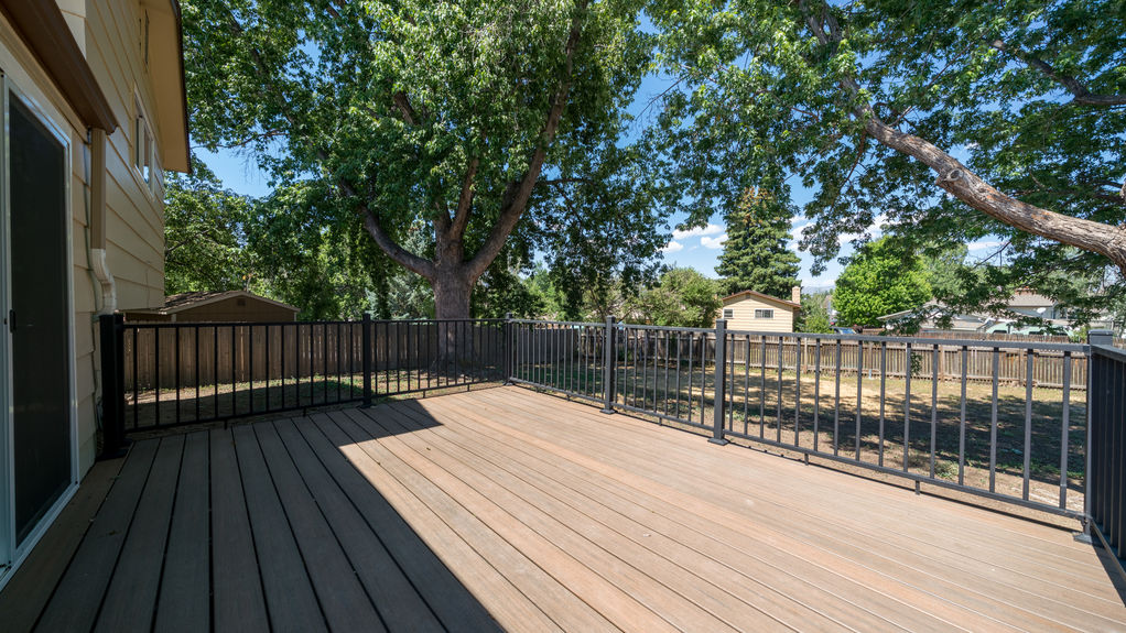 Filarees- Back Deck