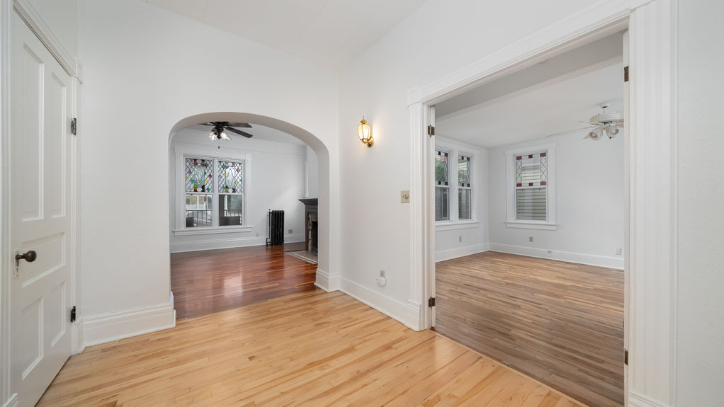 317 E Monument #1- Hallway Alt
