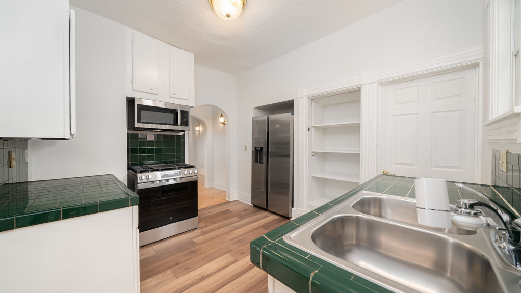 317 E Monument #1- Kitchen Alt