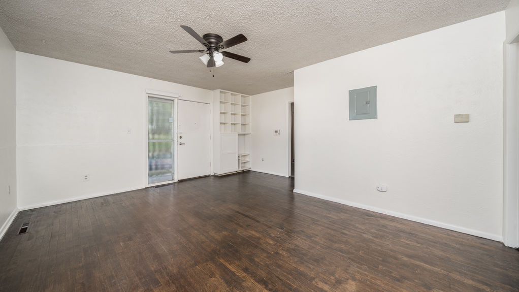 1003 Columbia- Living Room Alt