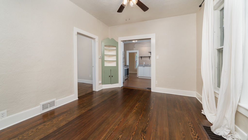 520 Pikes Peak- Dining Room