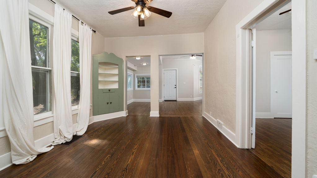 520 Pikes Peak- Dining Room Alt