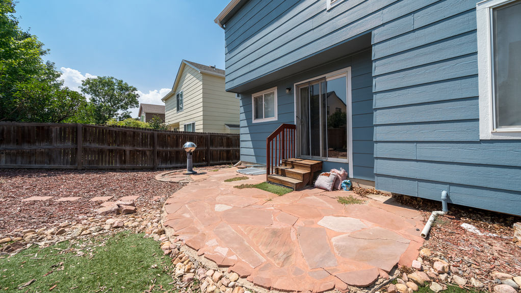 Cabriolet- Back Patio