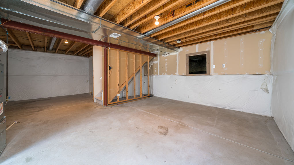 Cabriolet- Basement