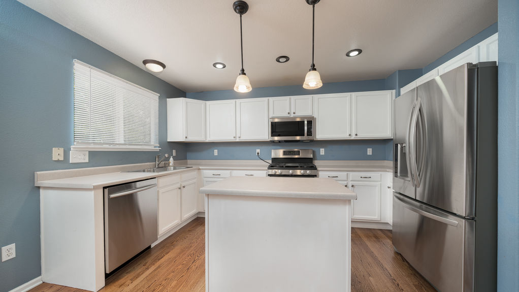Cabriolet- Kitchen