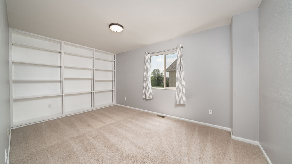 Cabriolet- Upstairs Loft