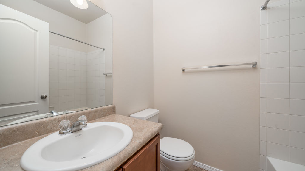 Cedar Park- Bedroom Bathroom