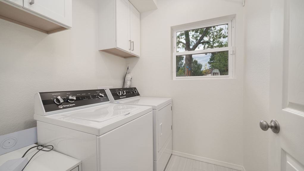Fairview- Laundry Room