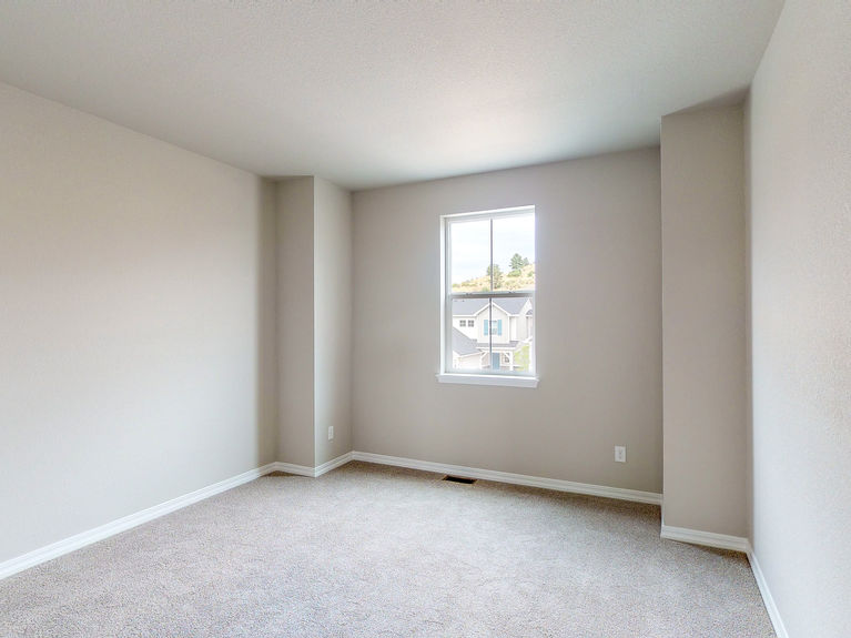 Morning Light-2nd Bedroom
