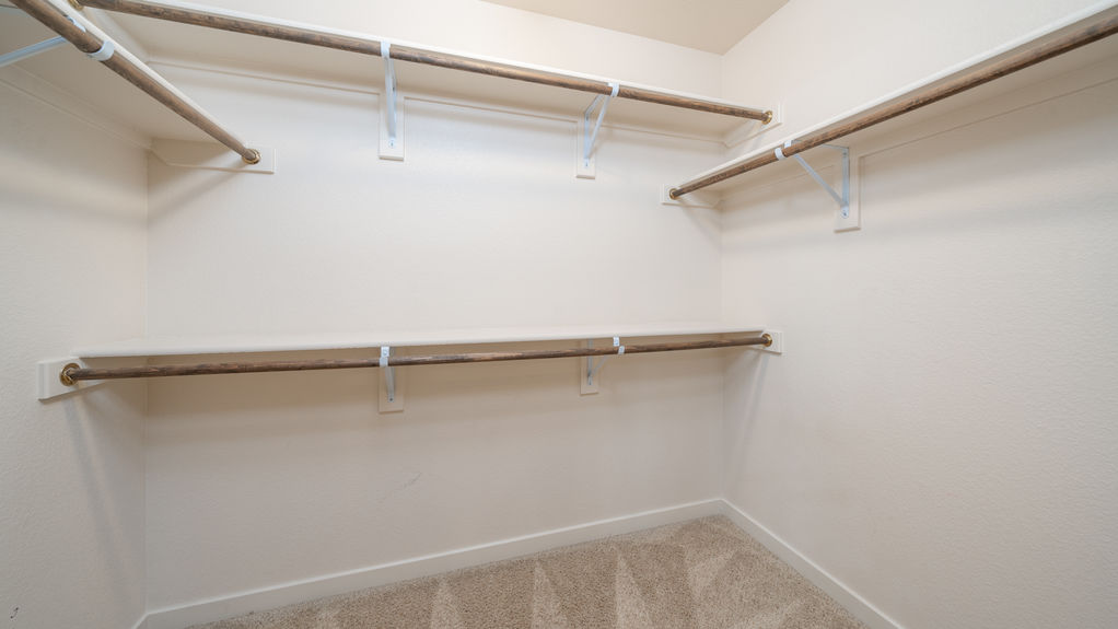 10825 Fossil Dust- Closet