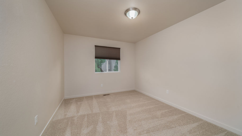 10825 Fossil Dust- Upstairs Bedroom 1