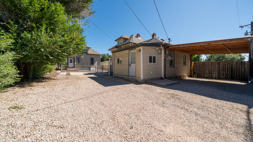 1215 Colorado- Parking