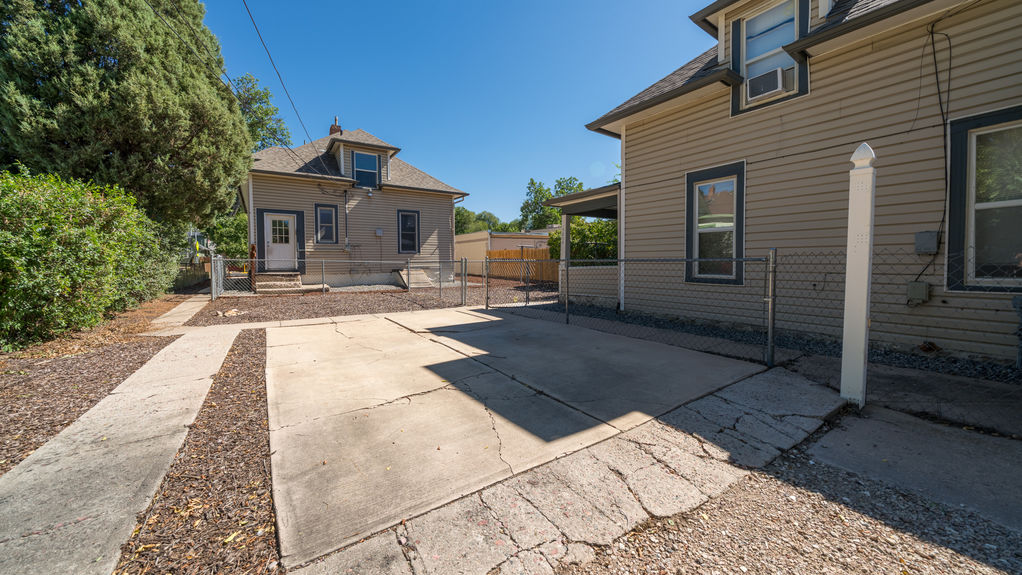 1215 Colorado- Parking Alt