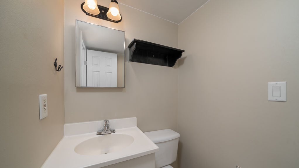 Sheffield- Sun Room Bathroom