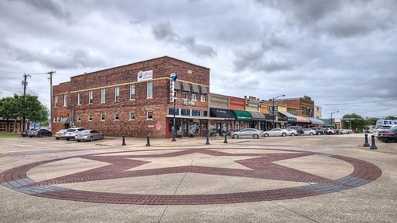 Moving to DFW? How to Choose the Right Loc&hellip;