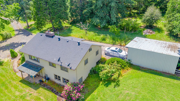 3915 CLOVERDALE DR SE 001