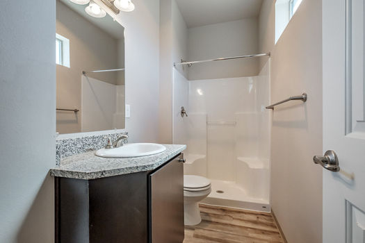 705 Hickory St NW 001