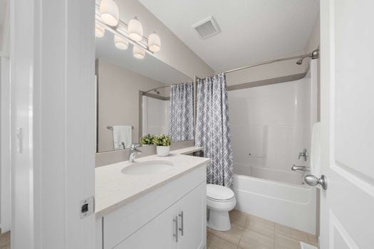 114 Auburn Meadows Ave SE_CaydencePhotography-23_compressed