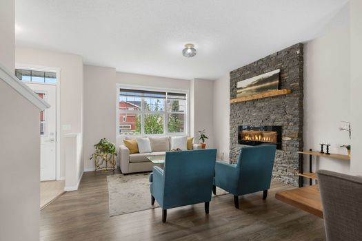 114 Auburn Meadows Ave SE_CaydencePhotography-3_compressed