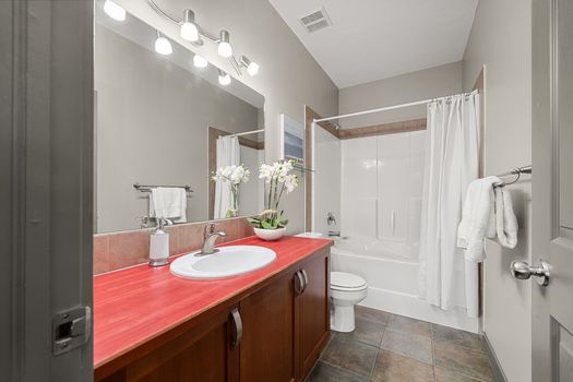 502, 8000 Wentworth Dr SW_CaydencePhotography-15