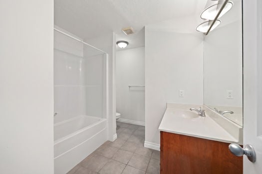 D_4203, 24 Hemlock Cresc SW_CaydenceStudio-11