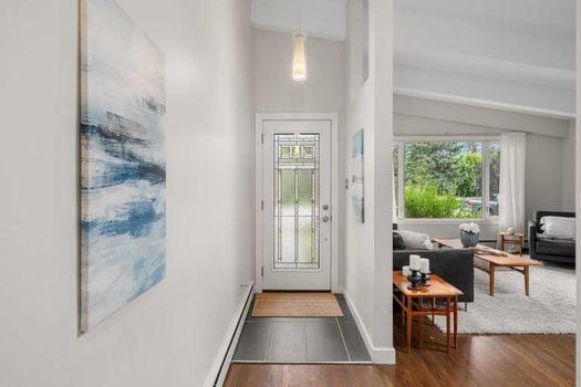92 Chinook Drive SW (3)