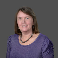 Stephanie Headshot grey - MA Homes LLC