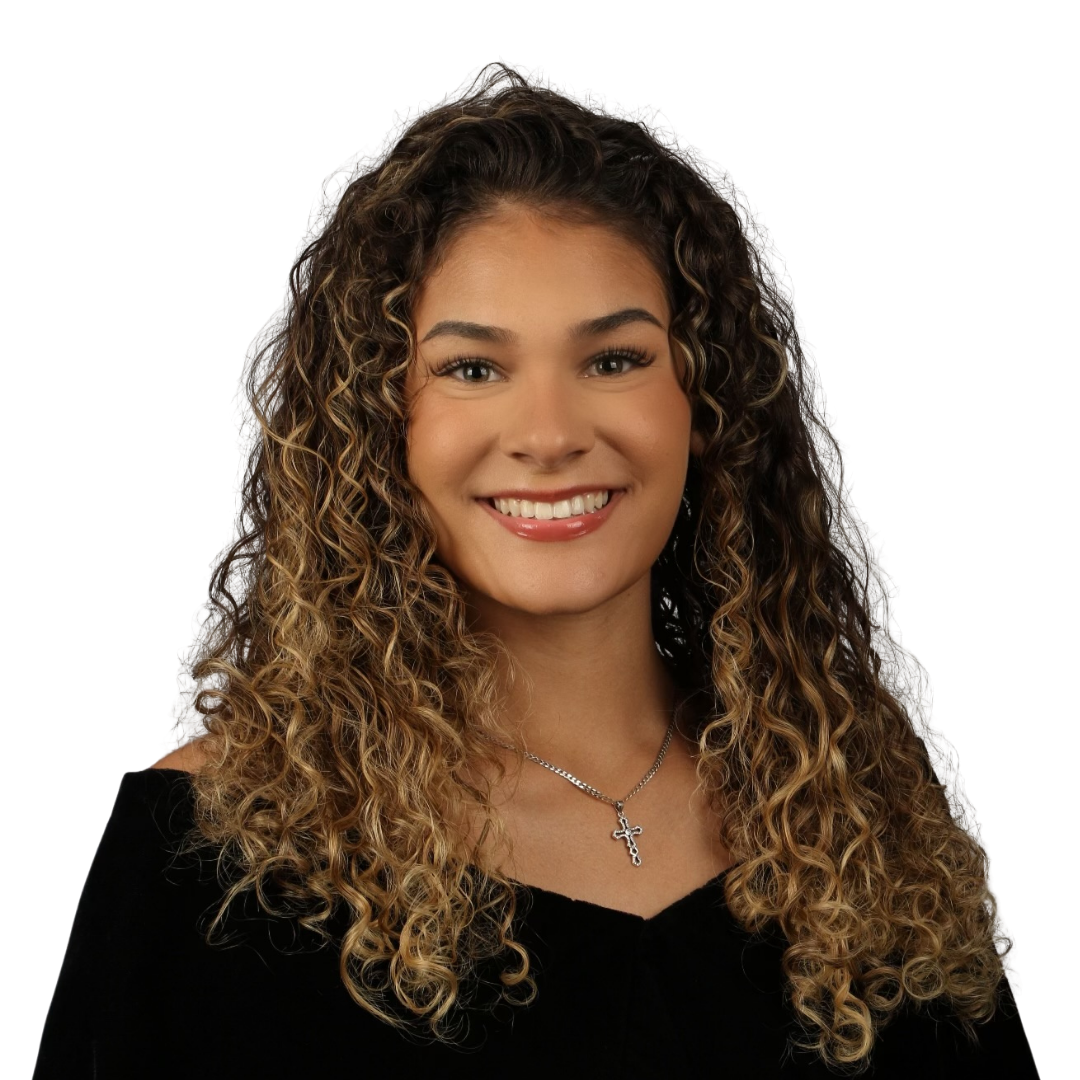 Nayeli Caba headshot