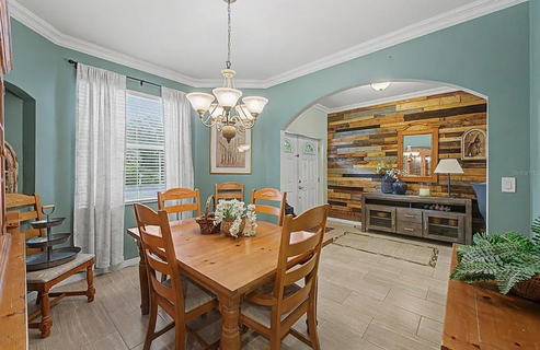 2216 pinecrest 2